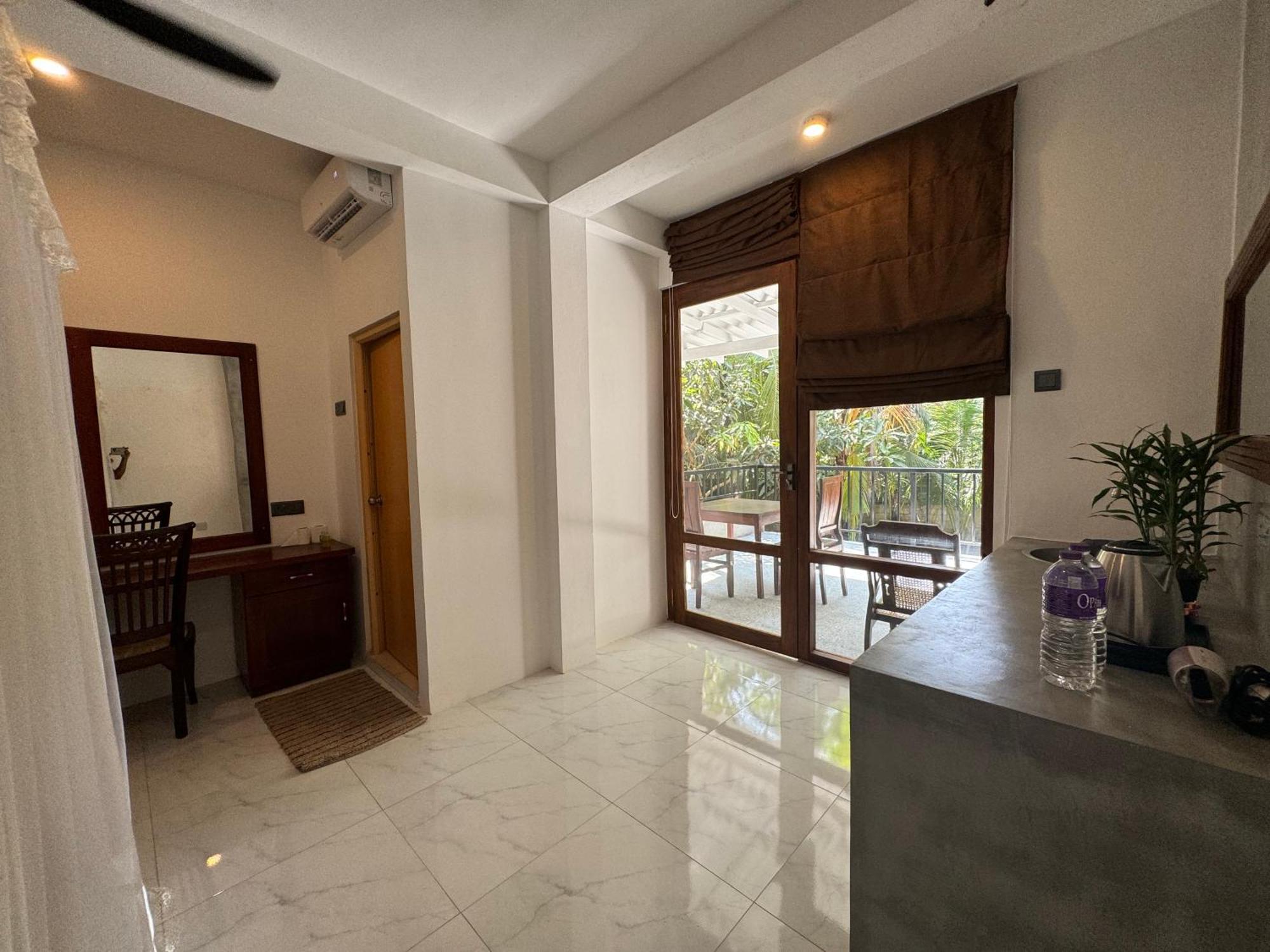 Brinkhouse Guesthouse , Unawatuna Beach Exterior foto